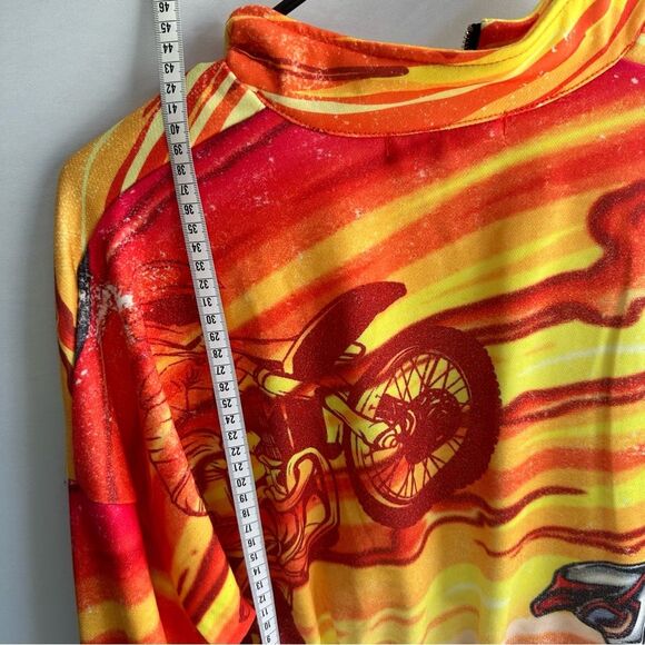 Adika Y2K Vibrant Graphic Crop Jacket - Picture 9 of 10